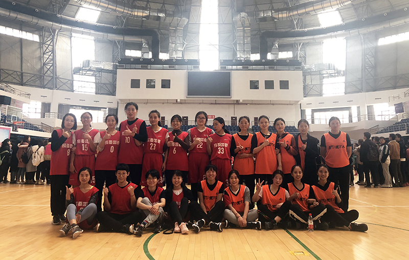 女篮 园艺vs家蚕 合照.jpg